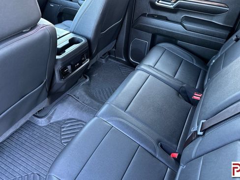 Used 2023 Chevrolet Silverado 1500 LT Trail Boss w/ LT Trail Boss Premium Package AWD/4WD image 14