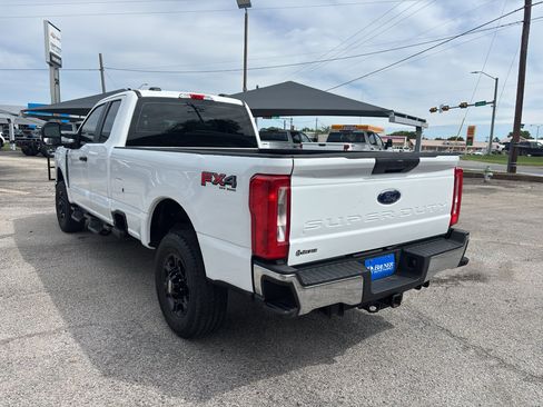 Used 2024 Ford F250 XL w/ FX4 Off-Road Package AWD/4WD image 8