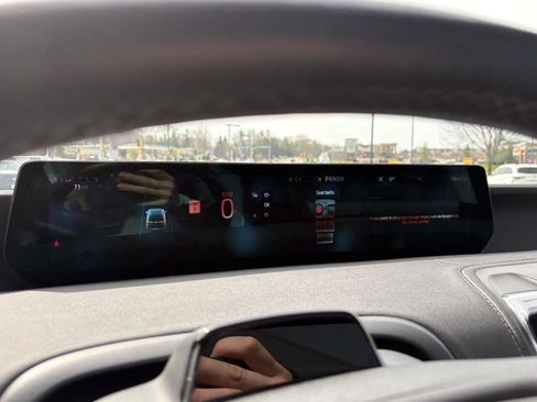 Used 2025 Ford Expedition Max Platinum image 12