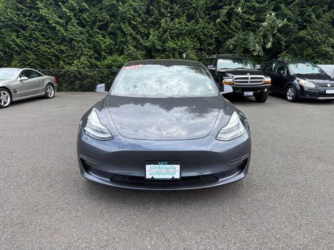 Used 2018 Tesla Model 3 Long Range AWD/4WD image 2