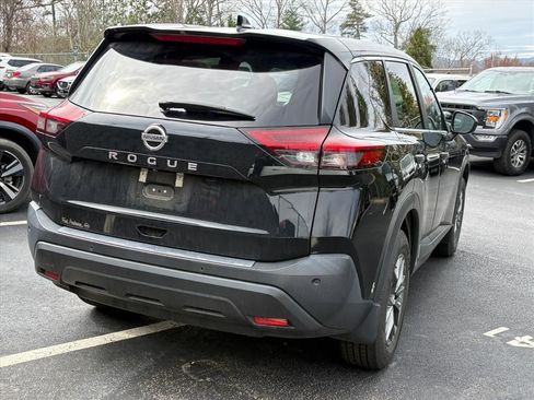 Used 2021 Nissan Rogue S image 6