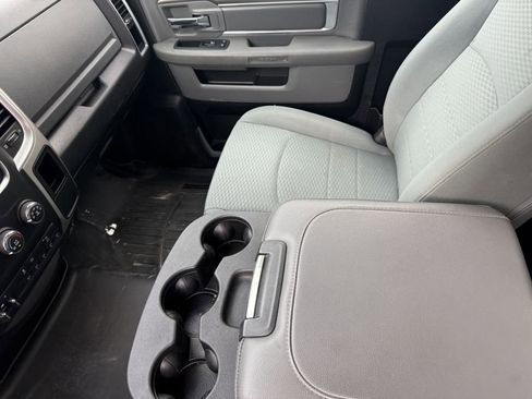 Used 2018 RAM 2500 SLT w/ Snow Chief Group AWD/4WD image 50