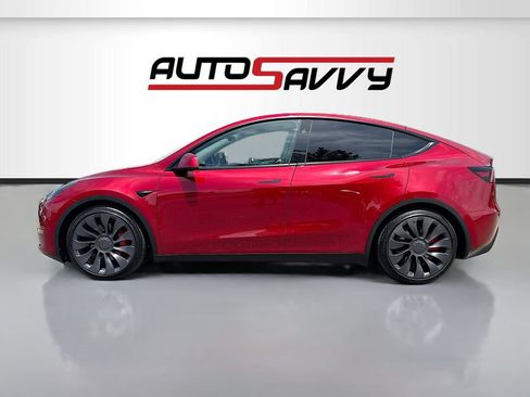 Used 2024 Tesla Model Y Performance AWD/4WD image 4