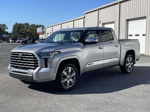Used 2024 Toyota Tundra Capstone AWD/4WD image 3