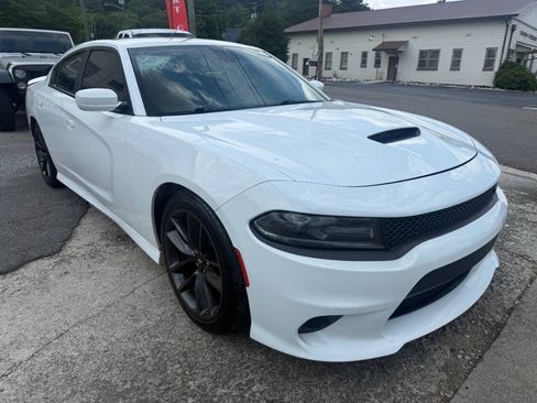 Used 2019 Dodge Charger GT w/ Performance Handling Group RWD image 4