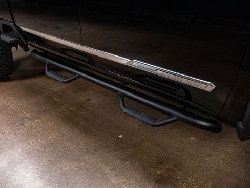 Used 2025 Chevrolet Silverado 2500 High Country w/ High Country Premium Package image 12