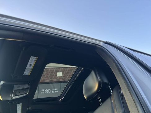 Used 2019 Jeep Grand Cherokee Limited image 28