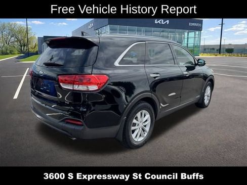Used 2018 Kia Sorento LX w/ LX V6 Convenience Package AWD/4WD image 3