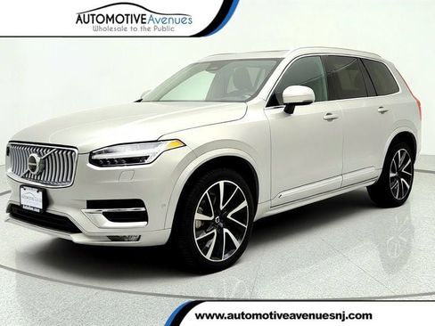 Used 2024 Volvo XC90 B6 Plus w/ Protection Package Premier AWD/4WD image 1