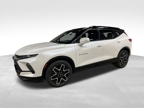 Certified 2024 Chevrolet Blazer RS w/ Enhanced Convenience Package AWD/4WD image 5