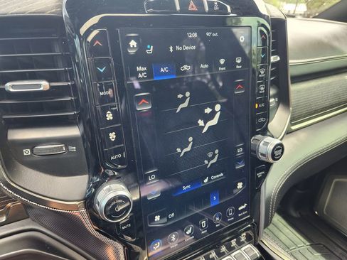 Used 2019 RAM 3500 Limited AWD/4WD image 22