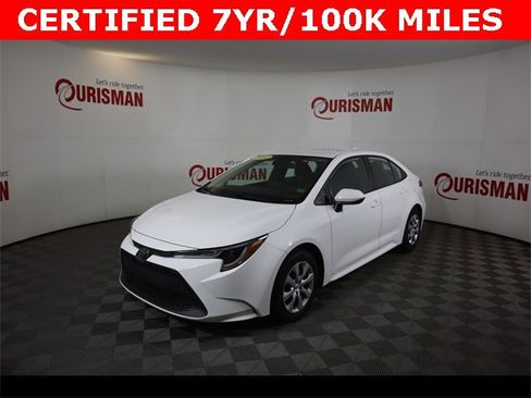 Used 2022 Toyota Corolla LE image 3