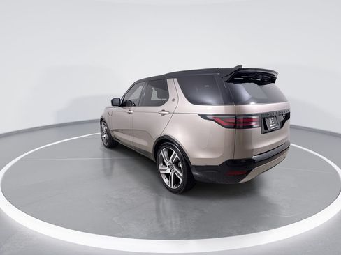 Used 2021 Land Rover Discovery HSE R-Dynamic AWD/4WD image 6