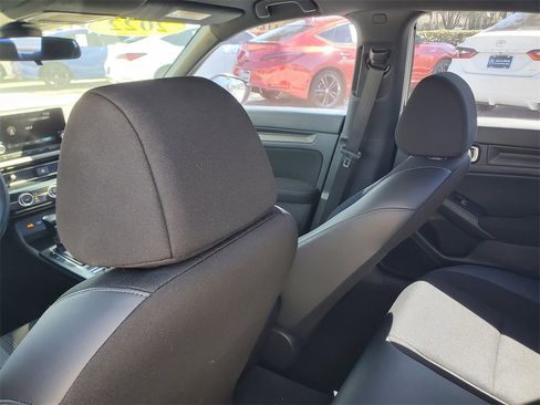 Used 2022 Honda Civic Sport image 10