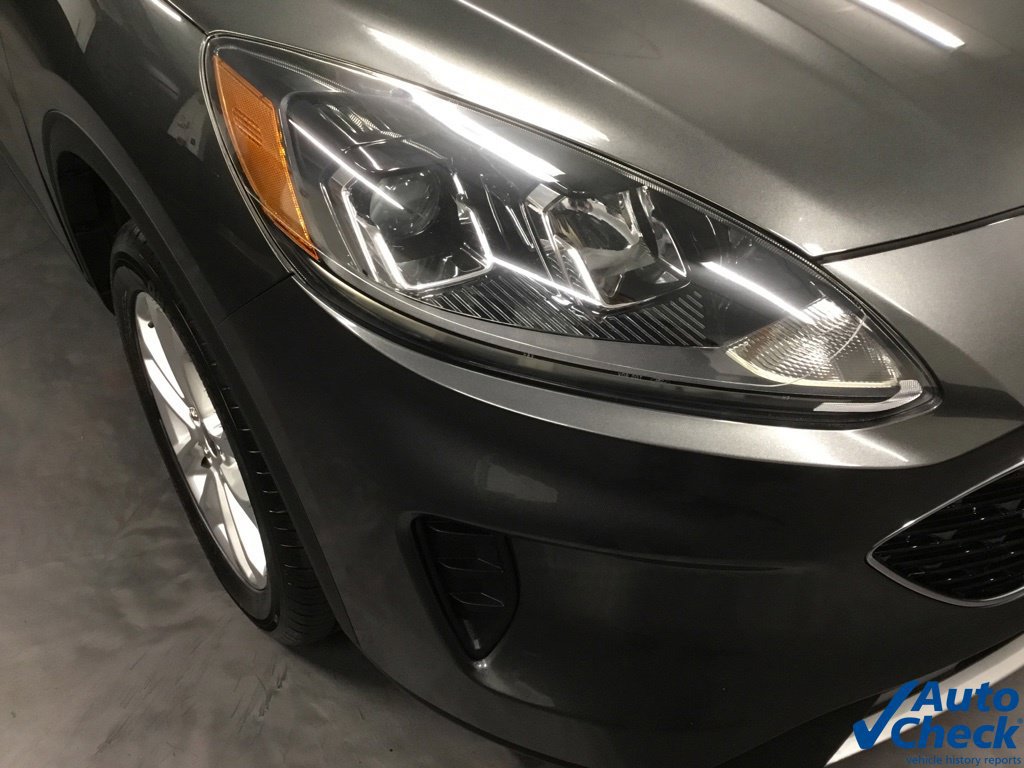 Used 2020 Ford Escape SE AWD/4WD image 17