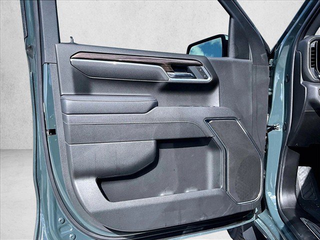 Used 2026 Chevrolet Silverado 1500 LT w/ Safety Package RWD image 18