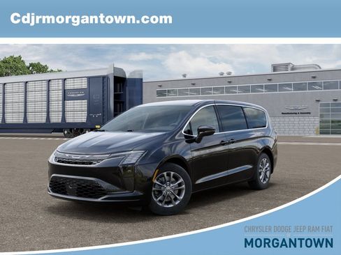 New 2027 Chrysler Pacifica Select w/ Family Tech Group AWD/4WD image 1