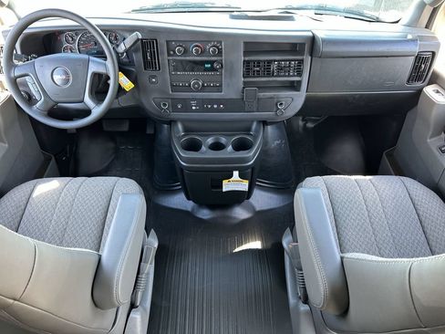 New 2025 GMC Savana 2500 Extended w/ Driver Convenience Package RWD image 19