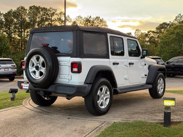 Used 2022 Jeep Wrangler Unlimited Sport AWD/4WD image 7