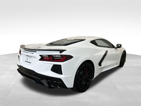 Used 2025 Chevrolet Corvette Stingray Coupe w/ Battery Protection Package RWD image 5