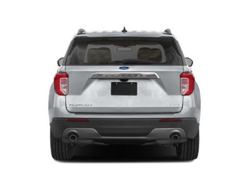 Used 2024 Ford Explorer Platinum w/ Technology Package image 5