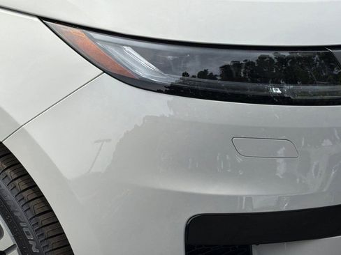 New 2026 Land Rover Range Rover Sport SE AWD/4WD image 9