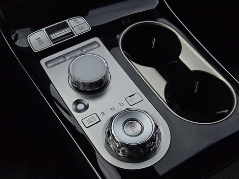 New 2026 Genesis GV70 2.5T AWD/4WD image 16