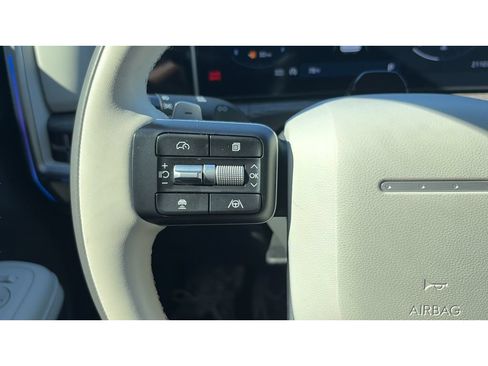 Used 2024 Hyundai Santa Fe Calligraphy FWD image 21