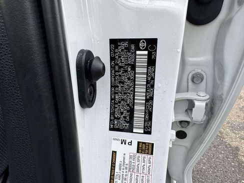 Used 2022 Toyota Corolla SE image 10