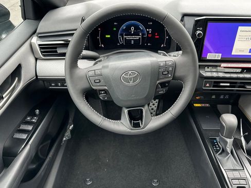 New 2026 Toyota Camry SE FWD image 16