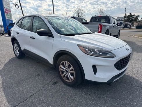Used 2021 Ford Escape S image 4
