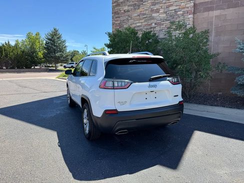 Used 2019 Jeep Cherokee Latitude Plus w/ Cold Weather Group AWD/4WD image 12