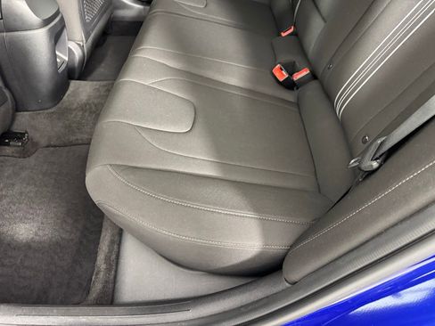 Used 2024 Hyundai Elantra SEL w/ Convenience Package image 28