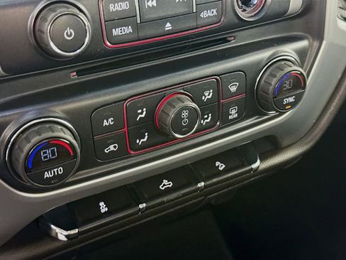 Used 2014 GMC Sierra 1500 SLE w/ SLE Value Package AWD/4WD image 17