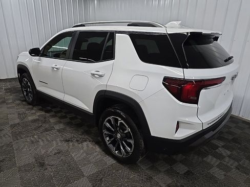 Used 2025 GMC Terrain Elevation w/ Elevation Premium Package image 9