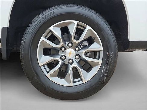 New 2026 Chevrolet Silverado 1500 LT w/ Safety Package AWD/4WD image 10