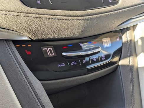 Used 2023 Cadillac XT5 Premium Luxury image 20