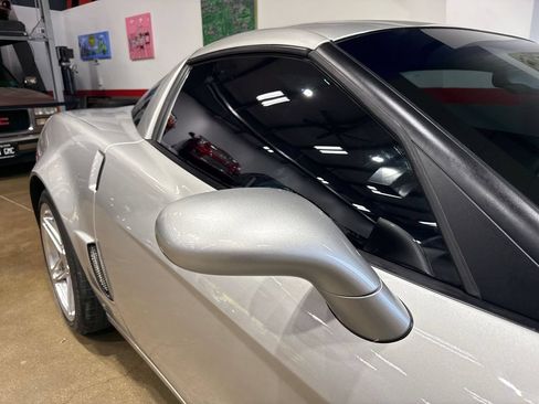 Used 2007 Chevrolet Corvette Z06 w/ Preferred Equipment Group RWD image 54