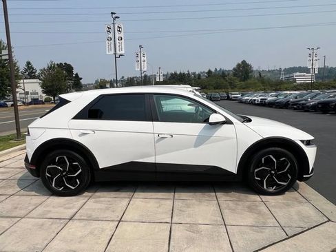 Certified 2024 Hyundai Ioniq 5 SEL RWD image 6
