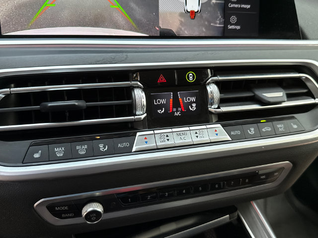 Used 2021 BMW X7 xDrive40i AWD/4WD image 19