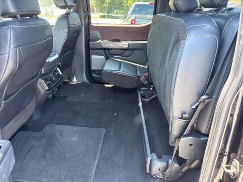 Used 2023 Ford F150 Lariat w/ Equipment Group 502A High AWD/4WD image 19