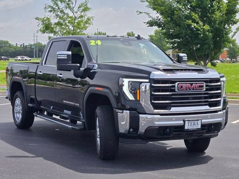 Used 2024 GMC Sierra 2500 SLT w/ Texas SLT Premium Package AWD/4WD image 4