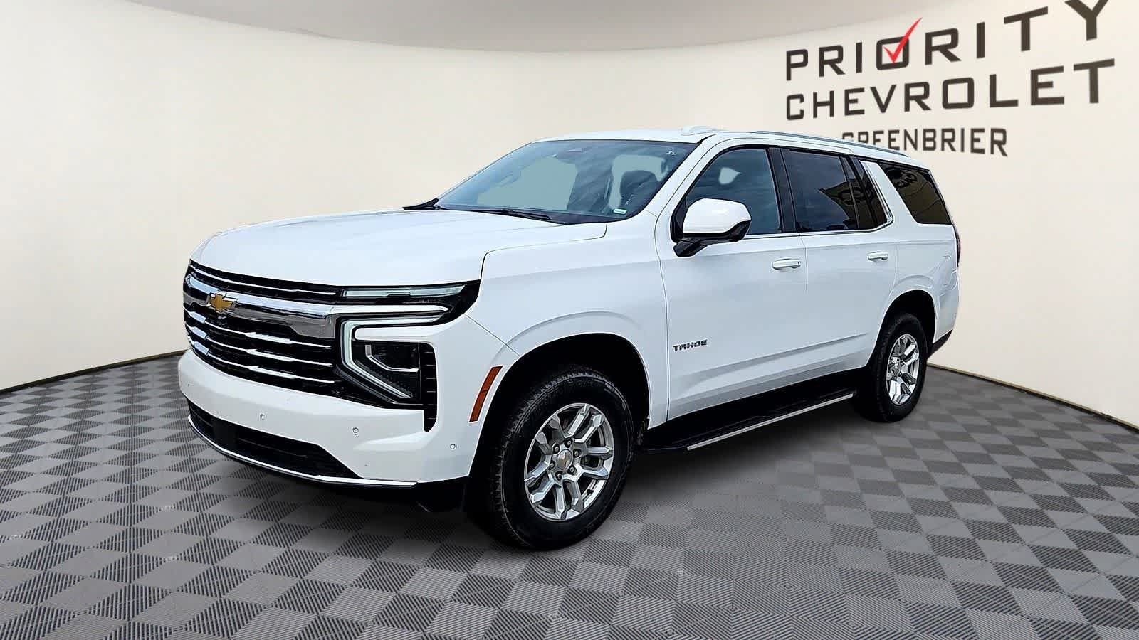 Used 2025 Chevrolet Tahoe LT AWD/4WD image 4