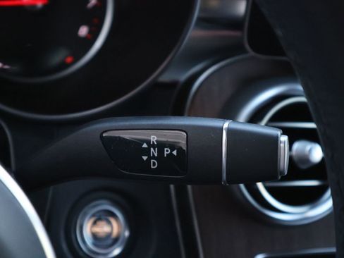 Certified 2021 Mercedes-Benz GLC 300 4MATIC image 35