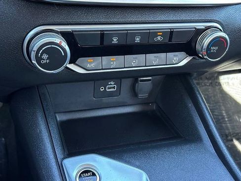 Certified 2021 Nissan Altima 2.5 S FWD image 18