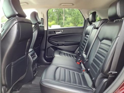 Certified 2024 Ford Edge SEL w/ Convenience Package AWD/4WD image 9