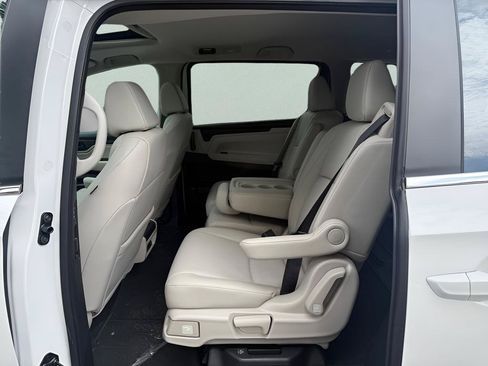 New 2026 Honda Odyssey EX-L image 11