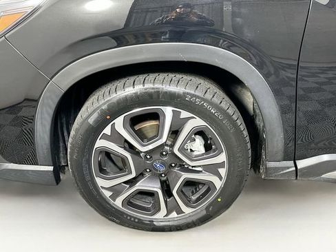 Used 2023 Subaru Ascent Touring image 34