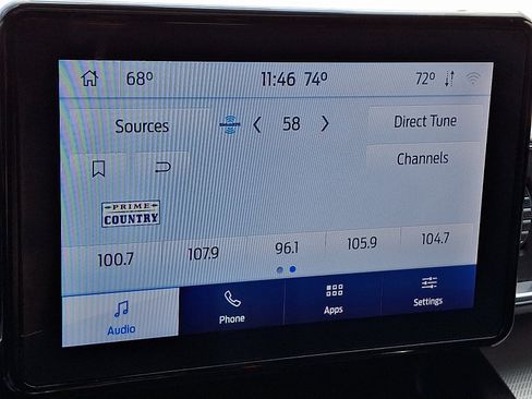 Used 2020 Ford Explorer XLT w/ Equipment Group 202A AWD/4WD image 18