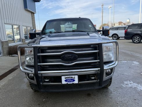 Used 2015 Ford F250 XLT w/ XLT Premium Package image 6